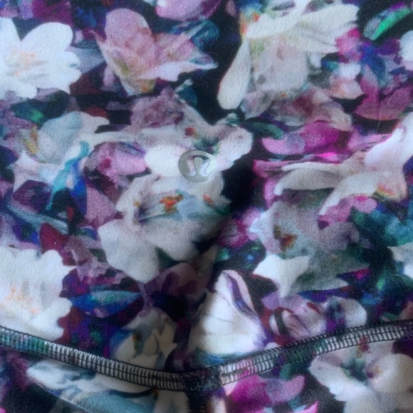 Lululemon Floral Utopia Align Leggings - Picture 3 of 5